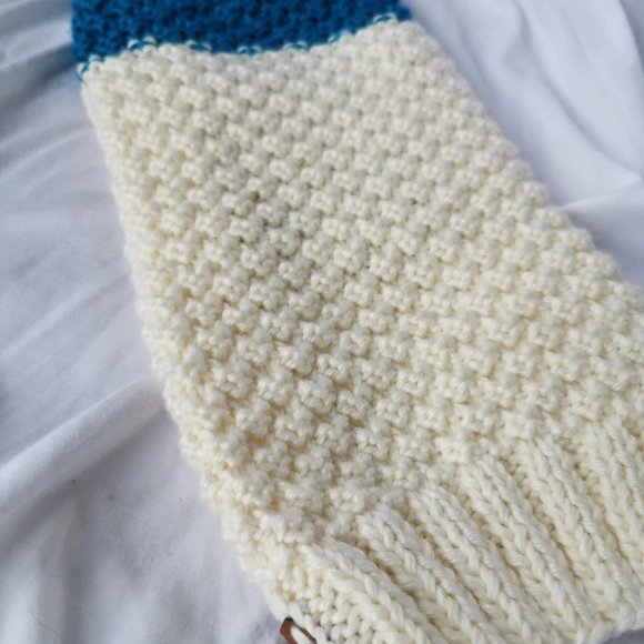 S Royal Yachts(wo)man Handknit Dog Sweat… - Picture 7 of 9